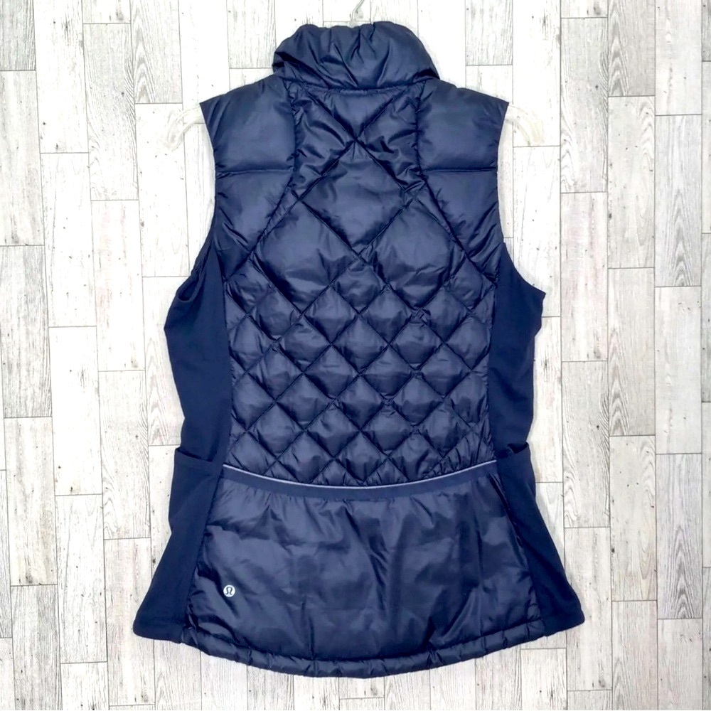 Lululemon Down Poffer navy Quilted full zip S/M